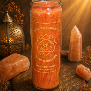 Orange Sakralchakra Kerze im Glas von Göttliches Seelenlicht mit dem Schriftzug Kreativität fließt durch mich